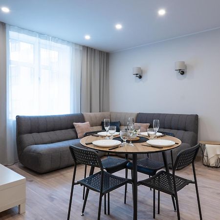 Friends And Family Vacation Apartments Riga Ngoại thất bức ảnh